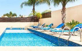 Andina Villa Close To The Sea